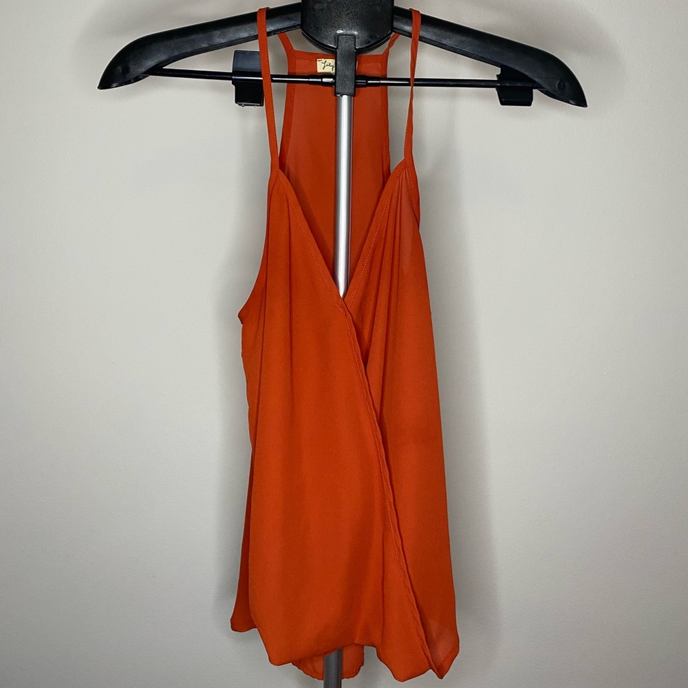 Sleeveless blouse S